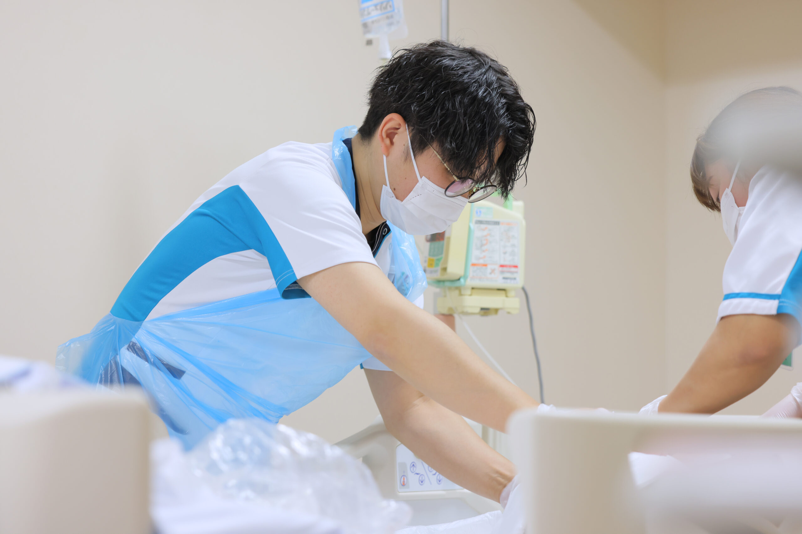 大阪府岸和田市にある三次救急病院・岸和田徳洲会病院の消化器外科病棟で働く皮膚・排泄ケア認定看護師（WOC）