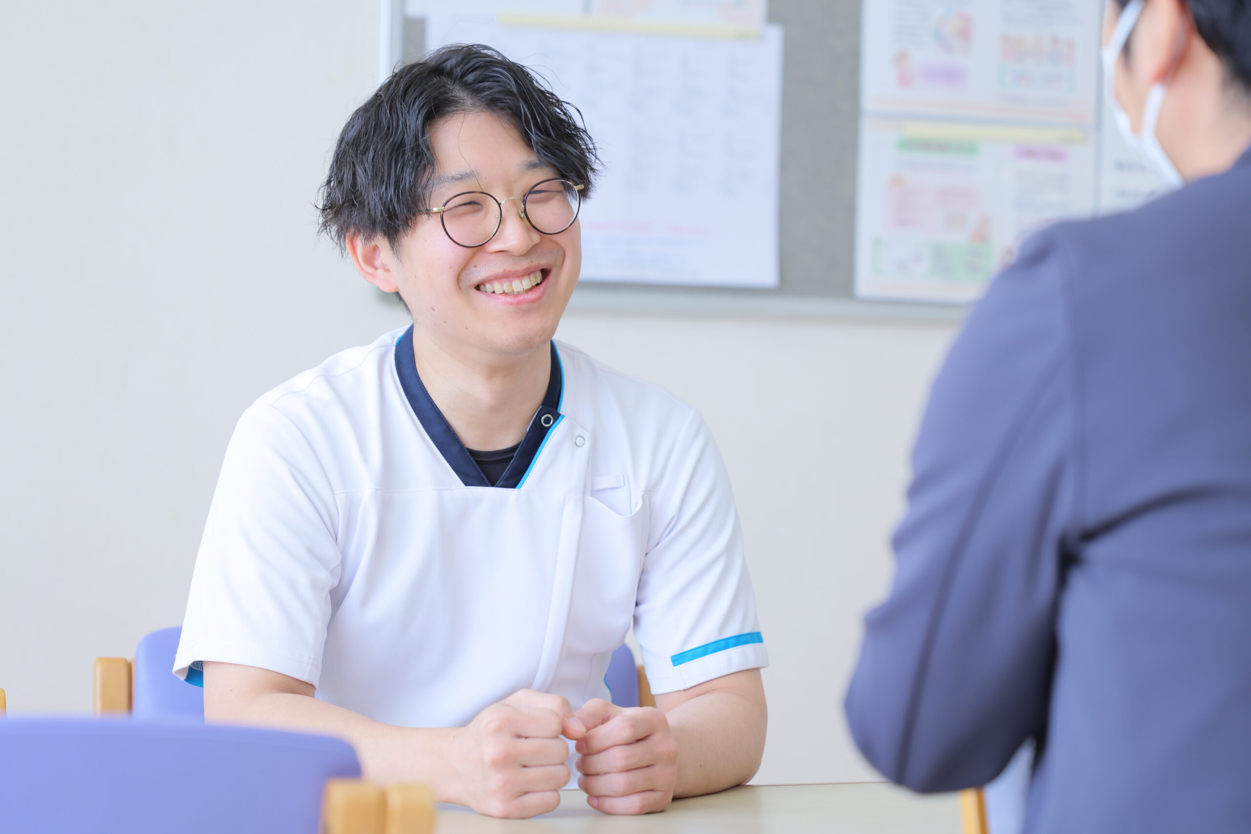 大阪府岸和田市にある三次救急病院・岸和田徳洲会病院の消化器外科病棟で働く皮膚・排泄ケア認定看護師（WOC）