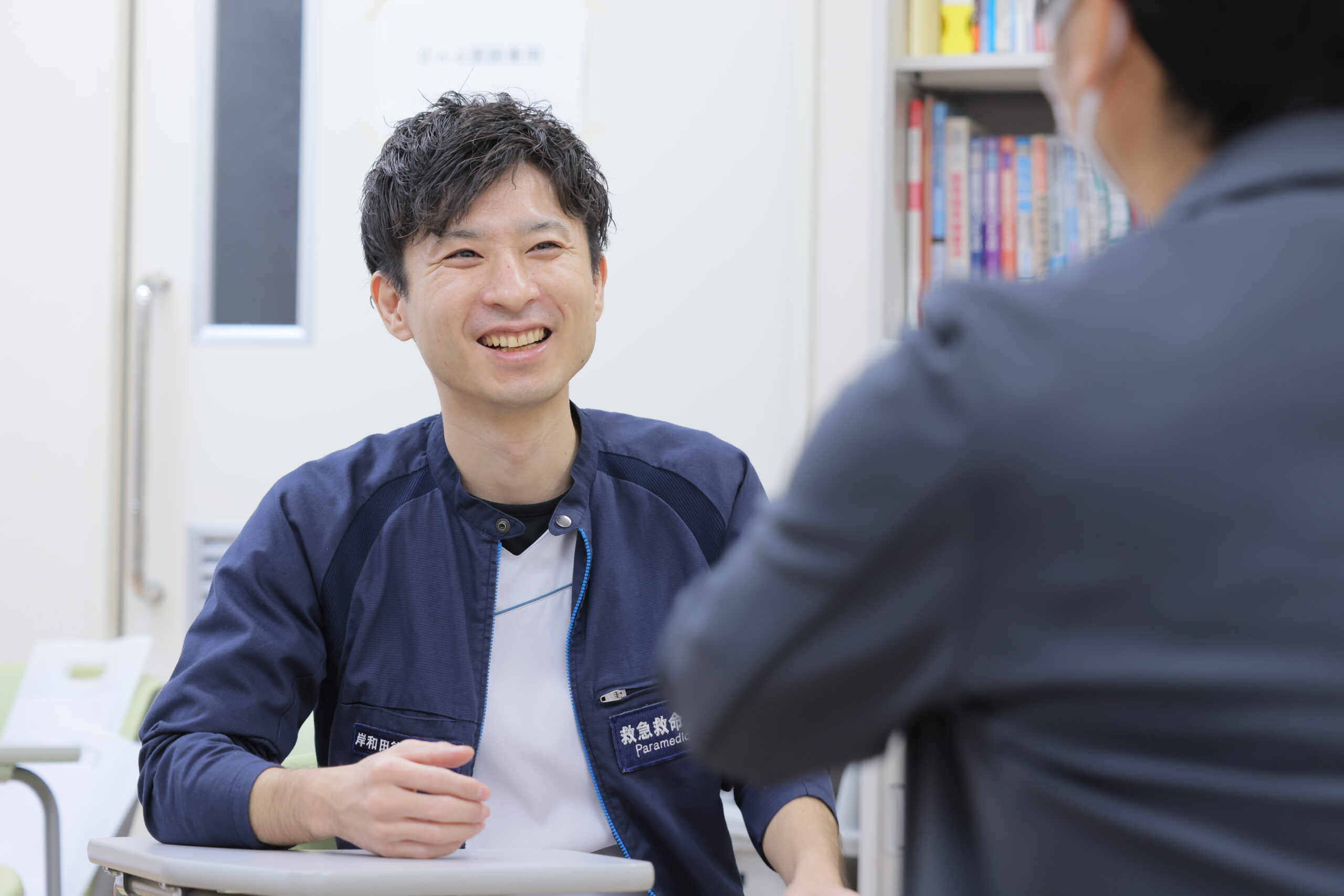 大阪府岸和田市にある三次救急医療機関・医療法人 徳洲会 岸和田徳洲会病院の救命救急センター（ER）で働く救急救命士